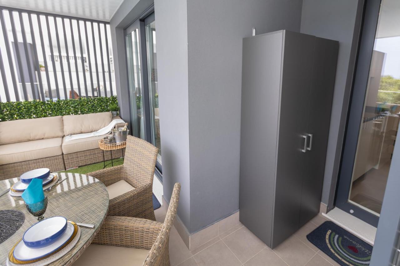 Luxury Brand New 2-bedroom Apartment, 3 Min Walk To The Beach! * Marbella